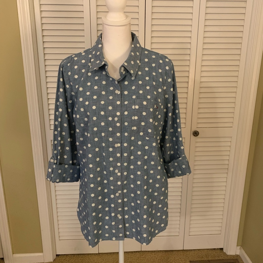 Tommy Hilfiger Chambray Blue and White Polka Dot Button Down Shirt Size L